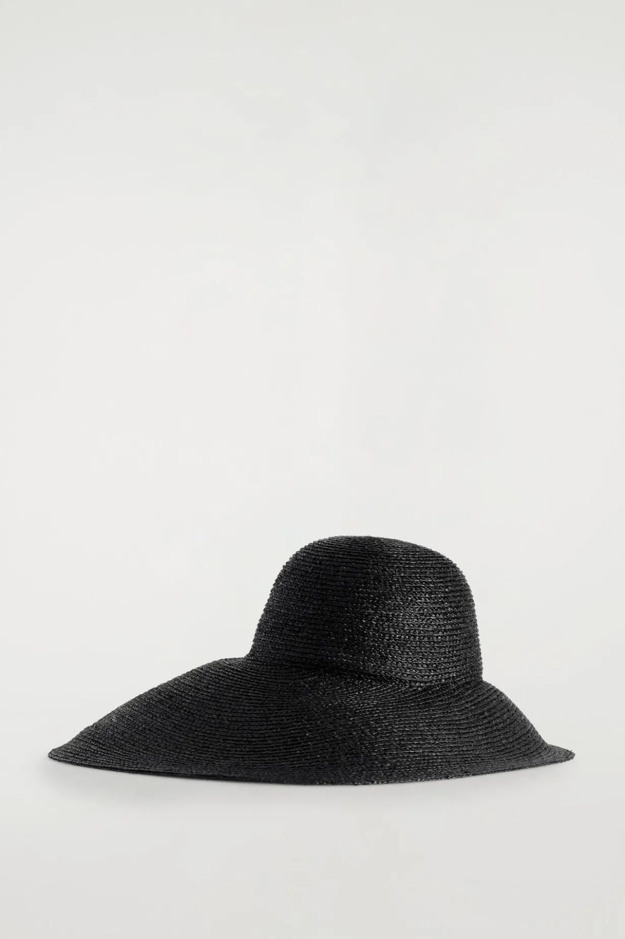 WIDE-BRIM RAFFIA HAT