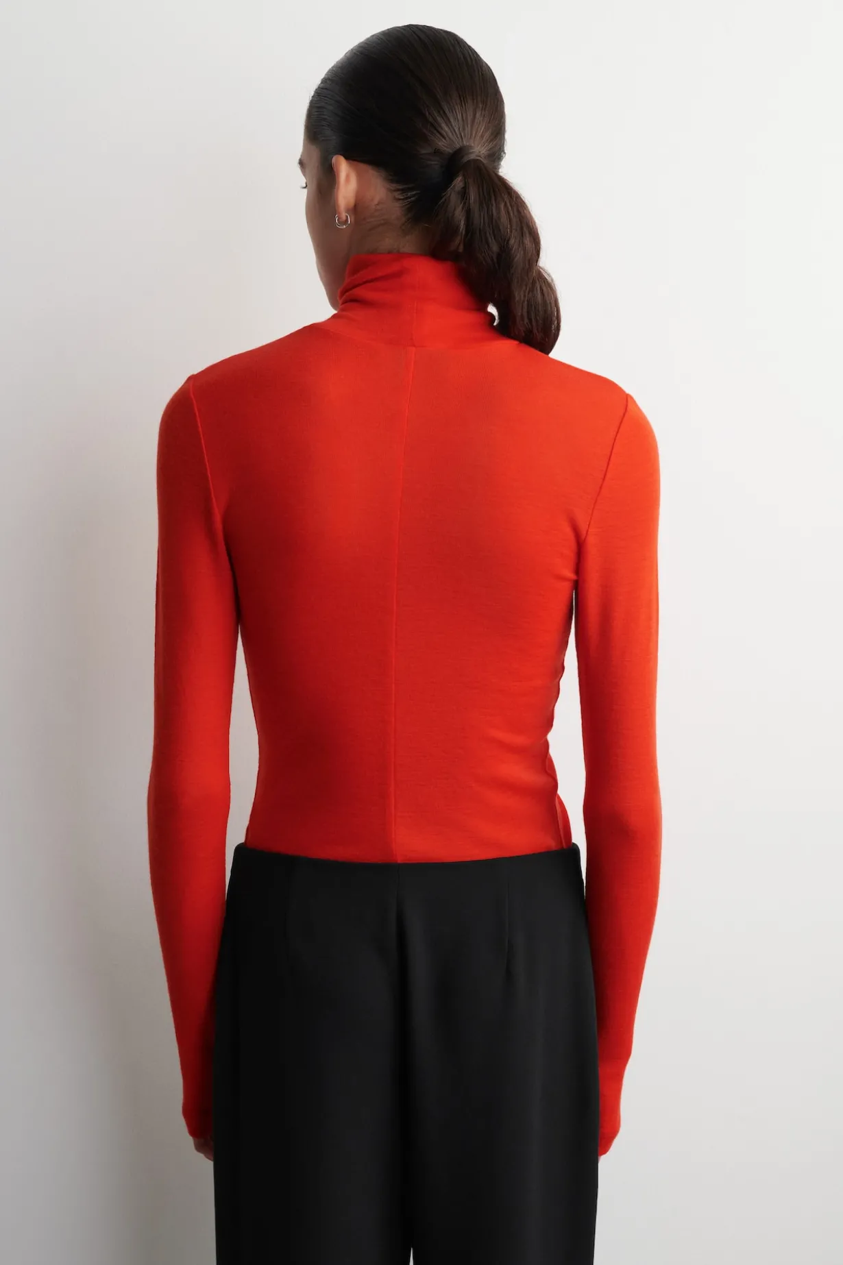 WOOL TURTLENECK TOP