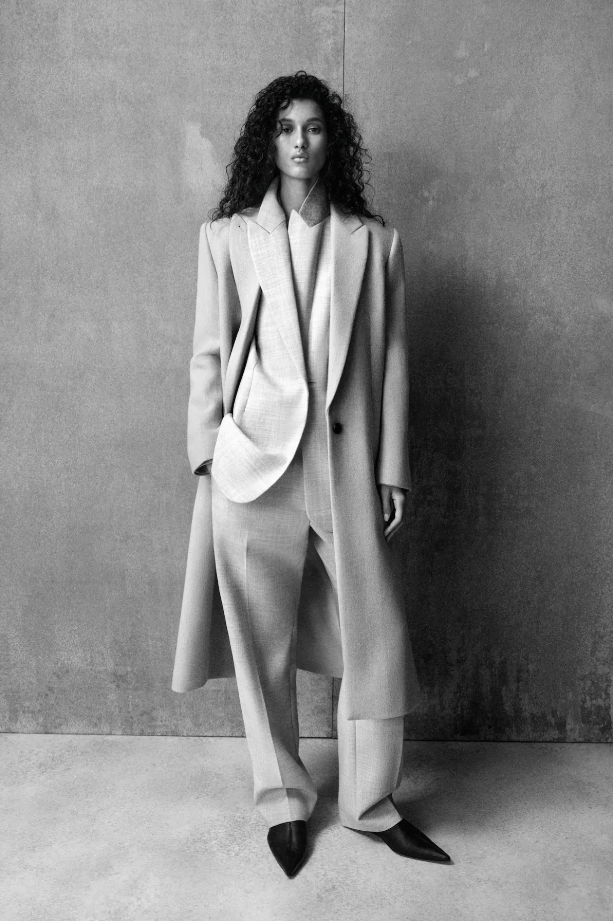 WOOL-BLEND STRAIGHT-LEG PANTS